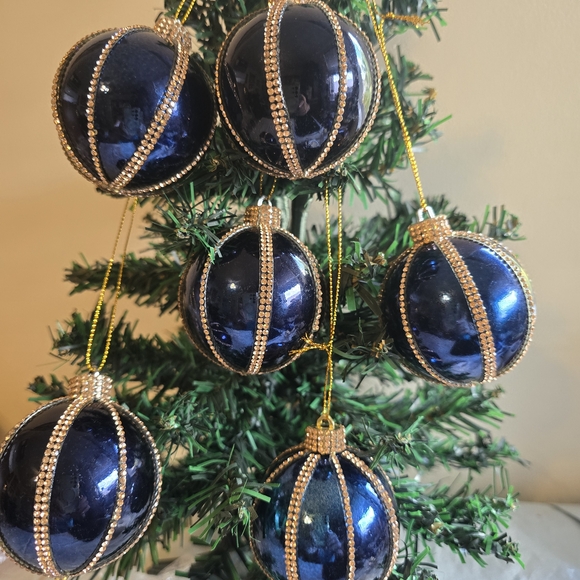 0Elegant Blue and Gold Holiday Ornaments New 6 Poeces 2.5...